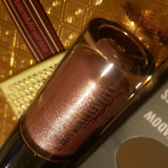 🌟🧚♀️LOVE YOURSELF MAC RARE Dazzleshadow Eyeshadow NWT - Picture 8 of 8